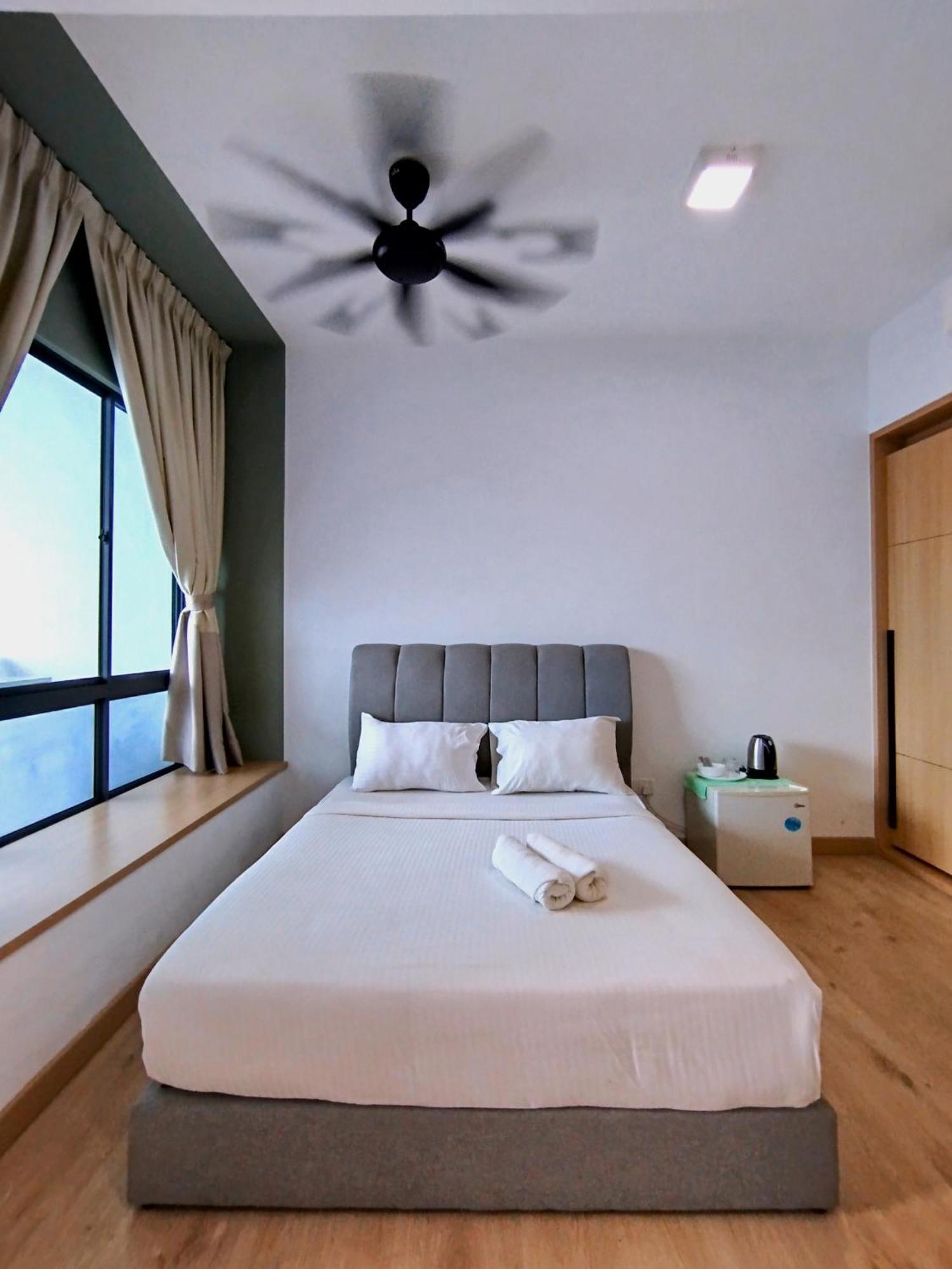 Appartamento The Colony Klcc View By Nzv Kuala Lumpur Esterno foto